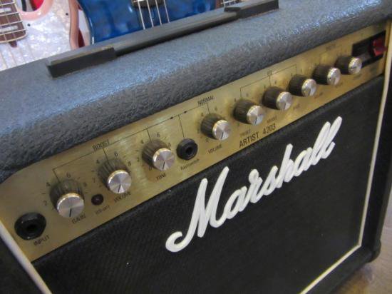 MARSHALL 4203 ARTIST ８０年代の３０W／2CHチューブマーシャルコンボです！お買い得！ - ギター買取 東京 -  ギターのじゃべらぼう