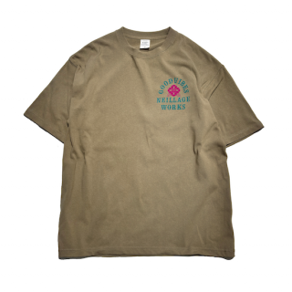 NEILLAGE WORKS ˡ쥤 FIVEPEAKS GOOD VIBES TEEKHAKI<img class='new_mark_img2' src='https://img.shop-pro.jp/img/new/icons14.gif' style='border:none;display:inline;margin:0px;padding:0px;width:auto;' />