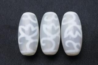 約25mm 老玉髄白天珠【水蓮花天珠】1個 病魔退散・美容健康・ストレス解消
