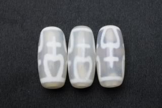 約20mm 老玉髄白天珠【宝瓶天珠】1個 幸運が湧き出る瓶