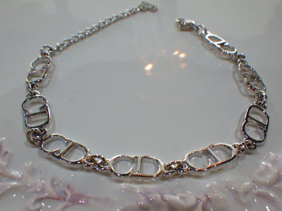 Christian Dior クリスチャンディオール ブレスレット りんご CDロゴ 金属素材 ピンク イエロー シルバー 11.3g 美品  55116
