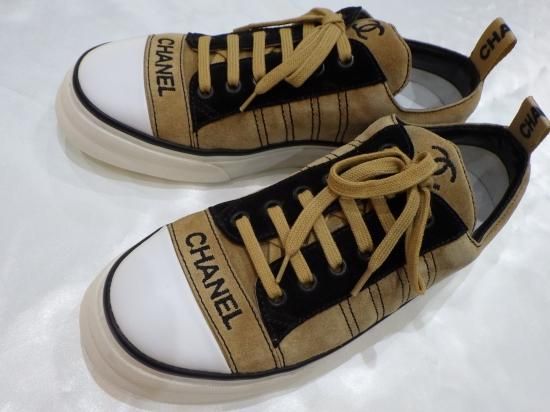 chanel vintage sneakers気になる方は御遠慮下さい