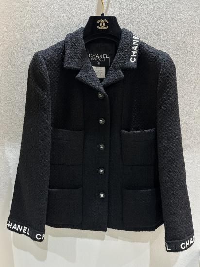 CHANEL 　ヴィンテージシャネル 95A 粉雪ジャケット　レア物　入手困難 CHANEL ヴィンテージシャネル 95A 粉雪ジャケット レア物 入手困難