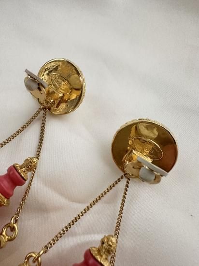 Chanel Vintage Jewelry Designed by Karl Lagerfeld Faux Pearl Chanel Vintage Jewelry Designed by Karl Lagerfeld Faux Pearl