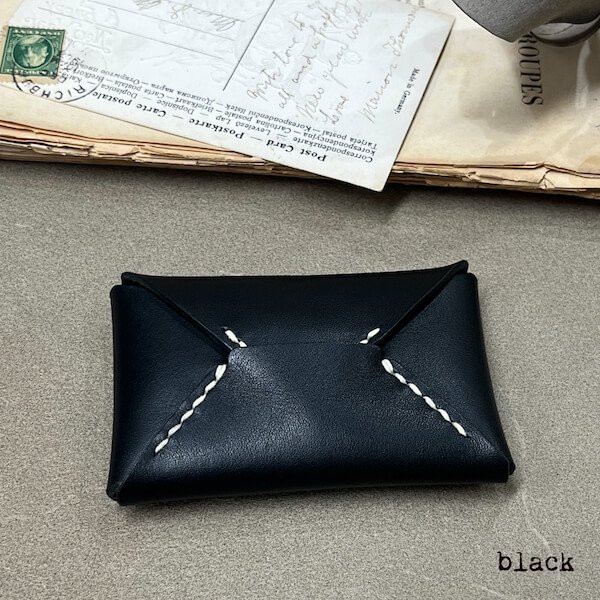 letter/black