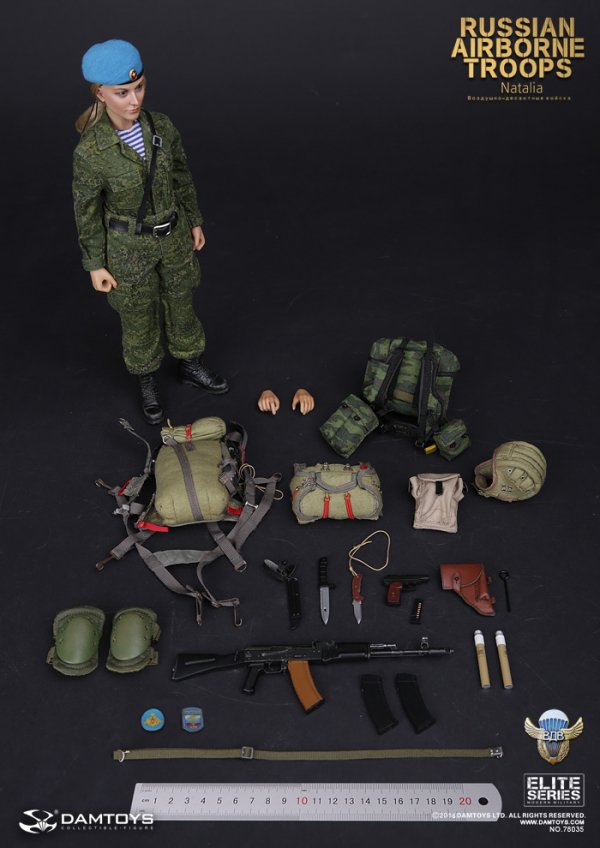 8 pcs Set of Soldiers Airborne Forces of Russia Figures. VDV