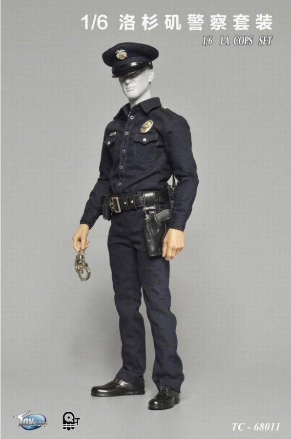 1/6 ToysCity TC-68011 LA COPS SET U.S.M9ピストル＆ロサンゼルス警察服アウトフィットセット -  1/6フィギュアの通販、予約なら トイザキュート Since 2008