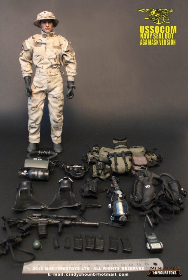 United States Navy Seal フィギュア with Accessories Water Gear(styles may  vary)