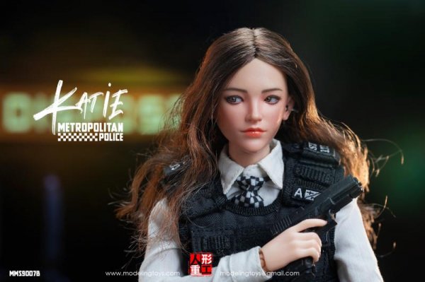 送料無料 1/6 MMS9007 MODELING MILITARY SERIES : BRITISH METROPOLITAN FEMALE  POLICE ロンドン警視庁美人捜査官 - 1/6フィギュアの通販、予約なら トイザキュート Since 2008