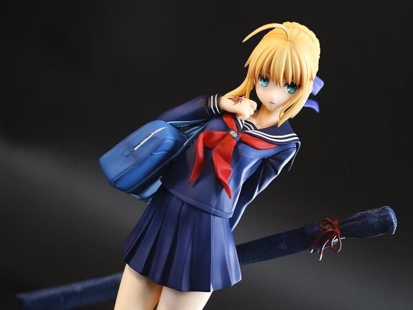 送料無料 1/7 ALTER 女子高生美少女 セーラー服saber アルトリア