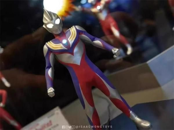 先行予約 価格未定 送料無料 1/9 Alphamax ウルトラマンティガ