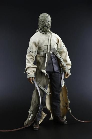 ホットトイズ バットマン ビギンズ 1/6サイズ 鬼バットマン