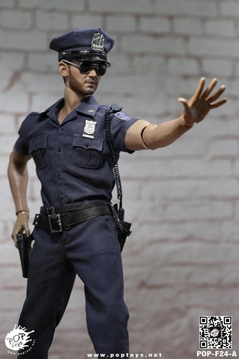 1 6 Poptoys F24 A New York Police Policeman ニューヨーク市警察 1 6フィギュアの通販 予約なら トイザキュート