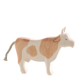 ١Cow standing