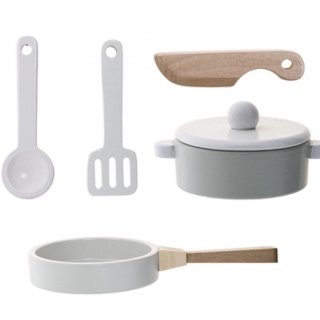 <img class='new_mark_img1' src='https://img.shop-pro.jp/img/new/icons14.gif' style='border:none;display:inline;margin:0px;padding:0px;width:auto;' />Bloomingville  kitchen set 
