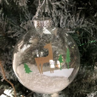 <img class='new_mark_img1' src='https://img.shop-pro.jp/img/new/icons14.gif' style='border:none;display:inline;margin:0px;padding:0px;width:auto;' />Bloomingville Snow reindeer Ornament