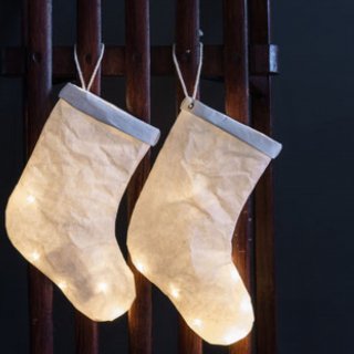 <img class='new_mark_img1' src='https://img.shop-pro.jp/img/new/icons14.gif' style='border:none;display:inline;margin:0px;padding:0px;width:auto;' />WHITE xmas SOX  light from FRANCE