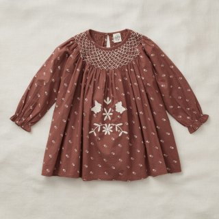 <img class='new_mark_img1' src='https://img.shop-pro.jp/img/new/icons14.gif' style='border:none;display:inline;margin:0px;padding:0px;width:auto;' />APOLINASISSY smock dress (prarie chocolate print)