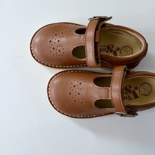 <img class='new_mark_img1' src='https://img.shop-pro.jp/img/new/icons14.gif' style='border:none;display:inline;margin:0px;padding:0px;width:auto;' />LAST 1！！PENNY velcro shoe from LONDON (tan)