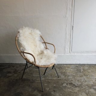 <img class='new_mark_img1' src='https://img.shop-pro.jp/img/new/icons14.gif' style='border:none;display:inline;margin:0px;padding:0px;width:auto;' />Ratan Chair with armrestFrom France