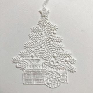 <img class='new_mark_img1' src='https://img.shop-pro.jp/img/new/icons14.gif' style='border:none;display:inline;margin:0px;padding:0px;width:auto;' />lace ornamentChristmas tree