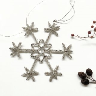 <img class='new_mark_img1' src='https://img.shop-pro.jp/img/new/icons14.gif' style='border:none;display:inline;margin:0px;padding:0px;width:auto;' />Bloomingville snowflake  Ornamet(B)