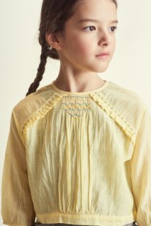 <img class='new_mark_img1' src='https://img.shop-pro.jp/img/new/icons20.gif' style='border:none;display:inline;margin:0px;padding:0px;width:auto;' />FINAL SALE !! CARAMEL  Krill Blouse Woven Top Yellow