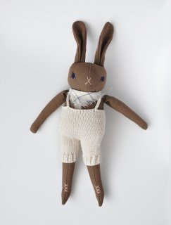 <img class='new_mark_img1' src='https://img.shop-pro.jp/img/new/icons14.gif' style='border:none;display:inline;margin:0px;padding:0px;width:auto;' />PDC  MEDIUM rabbit/with handknit romper (brown/cream )