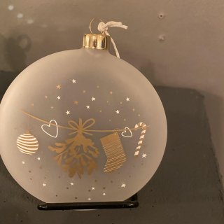 <img class='new_mark_img1' src='https://img.shop-pro.jp/img/new/icons14.gif' style='border:none;display:inline;margin:0px;padding:0px;width:auto;' />☆RADER  Frosted bauble Mistletoe