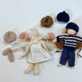 <img class='new_mark_img1' src='https://img.shop-pro.jp/img/new/icons14.gif' style='border:none;display:inline;margin:0px;padding:0px;width:auto;' />MINI happy doll sweater 