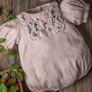 <img class='new_mark_img1' src='https://img.shop-pro.jp/img/new/icons14.gif' style='border:none;display:inline;margin:0px;padding:0px;width:auto;' />Shirley Bredal VIOLETTA romper(moody rose)