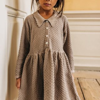 <img class='new_mark_img1' src='https://img.shop-pro.jp/img/new/icons20.gif' style='border:none;display:inline;margin:0px;padding:0px;width:auto;' />SALE!!! FLOSS Nora Dress (organic cotton ) OAT from Denmark