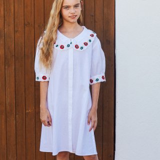 <img class='new_mark_img1' src='https://img.shop-pro.jp/img/new/icons14.gif' style='border:none;display:inline;margin:0px;padding:0px;width:auto;' />Fish &kids  Flowers Dress (embroidary collar)