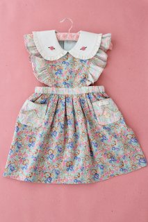 <img class='new_mark_img1' src='https://img.shop-pro.jp/img/new/icons14.gif' style='border:none;display:inline;margin:0px;padding:0px;width:auto;' />Bonjour diary  Apron Dress  (Blue garden)4y~10y