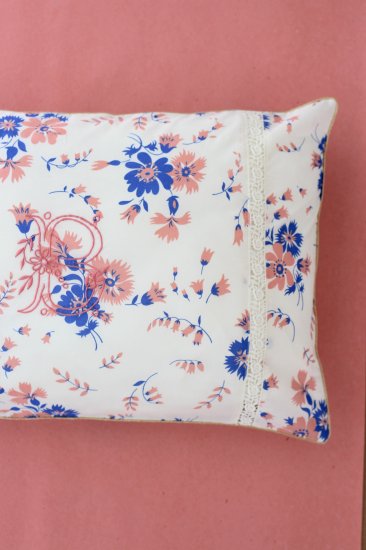 7/12 0時～30%SALE！！！Bonjour diary Embroidary Cushion Case (pink white blue  bouquet ) - SEN_TO_SENCE