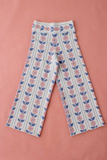<img class='new_mark_img1' src='https://img.shop-pro.jp/img/new/icons14.gif' style='border:none;display:inline;margin:0px;padding:0px;width:auto;' />LAST 1！！ Bonjour diary organic cotton trousers  Floral jacquard (blue pink  ) ※ 2y~12y