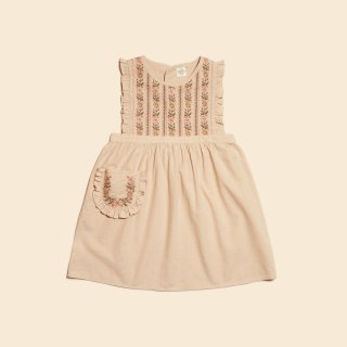<img class='new_mark_img1' src='https://img.shop-pro.jp/img/new/icons14.gif' style='border:none;display:inline;margin:0px;padding:0px;width:auto;' />APOLINA GINNIE pinfore Dress  ALMOND