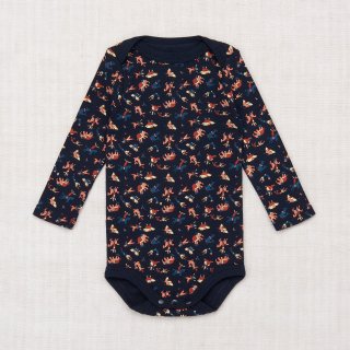 <img class='new_mark_img1' src='https://img.shop-pro.jp/img/new/icons14.gif' style='border:none;display:inline;margin:0px;padding:0px;width:auto;' />MISHA & PUFF LAYETTE circus print onesie (ink )