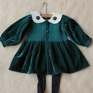 <img class='new_mark_img1' src='https://img.shop-pro.jp/img/new/icons14.gif' style='border:none;display:inline;margin:0px;padding:0px;width:auto;' />Bonjour diary 　TUNIQUE  GREEN VELVET/ecru collar ※2y~6y