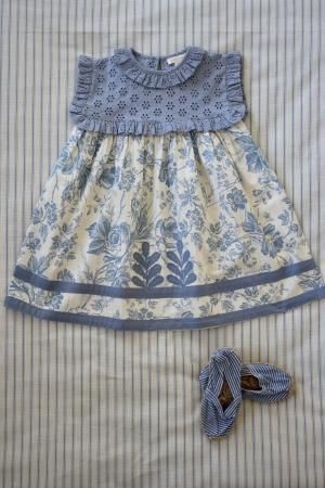 Bonjour diary BLUE PIA DRESS ( broderie anglaise ) - SEN_TO_SENCE