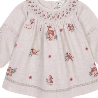 <img class='new_mark_img1' src='https://img.shop-pro.jp/img/new/icons14.gif' style='border:none;display:inline;margin:0px;padding:0px;width:auto;' />NEW deer embroidery blouse FROM SPAIN 