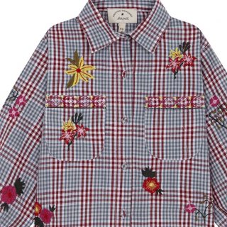 <img class='new_mark_img1' src='https://img.shop-pro.jp/img/new/icons14.gif' style='border:none;display:inline;margin:0px;padding:0px;width:auto;' />NEW LOB embroidery blouse FROM SPAIN 