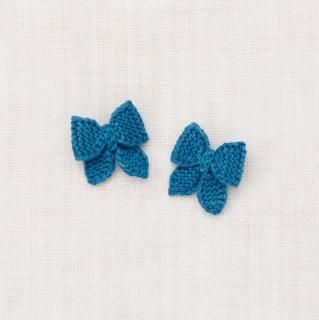 <img class='new_mark_img1' src='https://img.shop-pro.jp/img/new/icons14.gif' style='border:none;display:inline;margin:0px;padding:0px;width:auto;' />MISHA & PUFF Baby Puff Bow Set -Prussian Blue