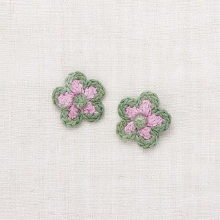 <img class='new_mark_img1' src='https://img.shop-pro.jp/img/new/icons14.gif' style='border:none;display:inline;margin:0px;padding:0px;width:auto;' />MISHA & PUFF Medium Flower Clip Set - Hazy Lilac