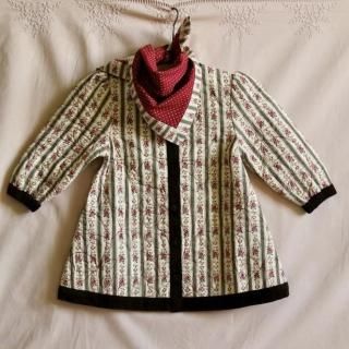 <img class='new_mark_img1' src='https://img.shop-pro.jp/img/new/icons14.gif' style='border:none;display:inline;margin:0px;padding:0px;width:auto;' />LAST 1 Bonjour diary  DRESS COAT&SCARF tapestry   kaki stripe print