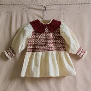 <img class='new_mark_img1' src='https://img.shop-pro.jp/img/new/icons14.gif' style='border:none;display:inline;margin:0px;padding:0px;width:auto;' />Bonjour diary   handsmock blouse with crochet collar ivory dot print 