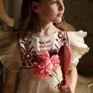 <img class='new_mark_img1' src='https://img.shop-pro.jp/img/new/icons14.gif' style='border:none;display:inline;margin:0px;padding:0px;width:auto;' />Bonjour diary   DRESS  taffeta (ivory)